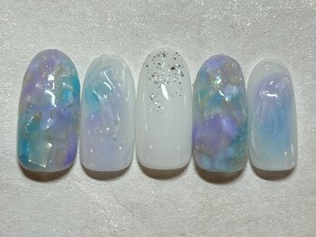 ネイルアンドアイラッシュ ネネ/シェル ニュアンス