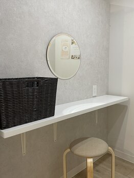 ラ ピラティス 千葉店(La pilates)/お仕事の後にも！手ぶらでOK◎