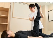 リコア鍼灸接骨院 グラングリーン大阪(ReCORE鍼灸接骨院)/ストレッチで筋肉を緩める☆