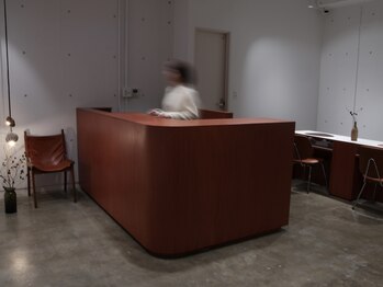 リッツ 福岡薬院店(RITZ)/内装にこだわった受付