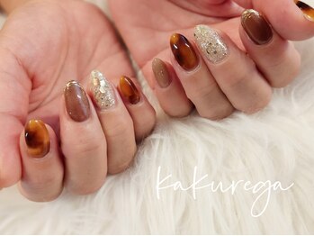 リフレッシュサロン 隠れ家の写真/300色以上の豊富なカラーで季節やトレンドを意識した華やかな指先に♪爪の形などのお悩みもお任せ下さい♪