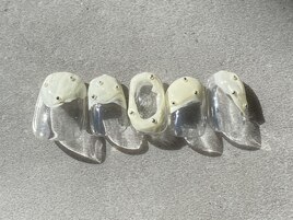 ぷっくりネイル