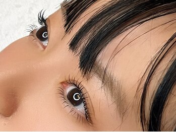 コマチ アイラッシュ(comachi eyelash)の写真/忙しい朝のメイク時間を短縮◎自然で可愛い目元に☆丁寧なカウンセリングだから納得いくデザインに!