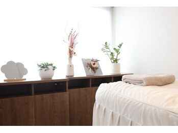 ドットエー 西宮北口店(.A)/清潔感のある店内です☆