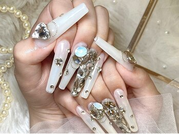 エスフィーネイルサロン ブリーユ(Esfy nailsalon Brille)の写真/独自の技術で折れない&浮かない&美フォルム★【長さ出しスタンダード120分 ¥14500】高技術スタッフ在籍◎