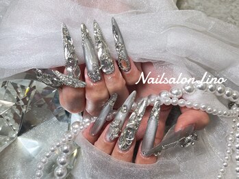 ゴテゴテキラキラ