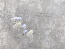 スリー(THREE)/[12月]シンプル定額デザイン