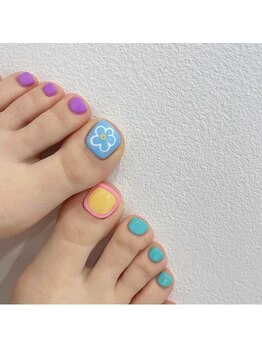 ヘブン ネイル 鶯谷(HEAVEN Nail)/カラフルフットネイル