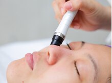 レオン(Leon)/施術風景（毛穴洗浄）