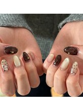 ビーアット(b-atto)/ネイルデザイン