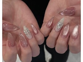 うるうるマグネットネイル