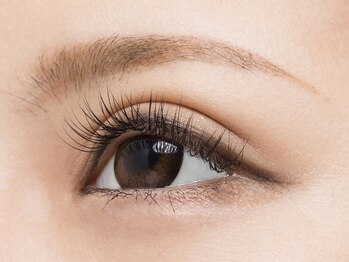 ラヴィーナプレミアム 西葛西(LavenuPremium)の写真/西葛西駅徒歩3分!滑らかで自然な仕上がり☆すっぴんでも可愛く♪まつエク初心者の方にもオススメです。