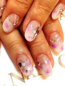 クリスタルネイル ボンベルタ橘店(CRYSTAL NAIL)/アートフレンチネイル