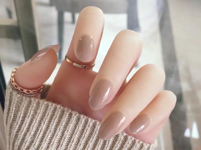 《何度でも》パラジェル★ワンカラーorラメグラデーション(オフ込)　\3,890