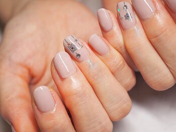 ビューティトリップ(Beauty TRIP)/雪の結晶を大人可愛く