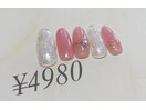 8月ネイル4980円／パラ5980円