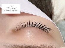 ネイルアンドアイラッシュ アヴィ(Nail and Eyelash A'vi)/束感仕上げ/カールデザイン
