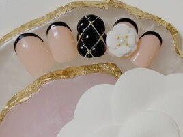 ホワイト