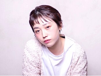 コルテオジョ(corte.ojo)の写真/20時までOK☆お仕事帰りに！完全ベッド施術でリラックスしながら美しく♪まつ毛/眉毛のメイクも時短に！