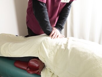 ハンズオン 郡山店/施術時の様子【整体/肩こり】