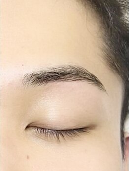 ケーエストータルビューティーサロン(K's total beauty salon)の写真/美眉スタイリングでお顔の印象が変わる！眉の形が決まらない等お悩みは人それぞれ。貴方の美をサポート♪