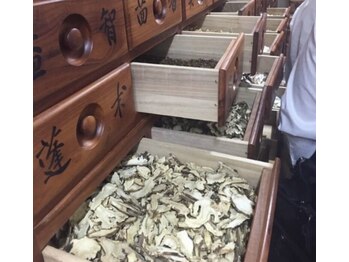 癒しサロンつきあかり/