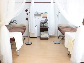 ヴェルデエステティック 上大岡店/ほのかな優しい光の癒し空間