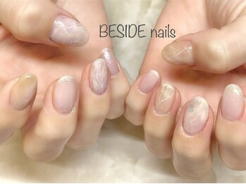 シンプルニュアンスネイル