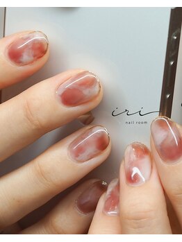 イリ(iri.)/ニュアンスネイル