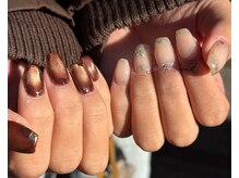 タスメット(+met)/～濃淡ブラッシュアートネイル～