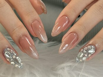 ユア(YUA)の写真/全メニュー丁寧なオフ&甘皮ケア付き◎アットホームな空間でトレンド感のあるデザインを!