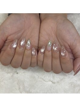 リリーブランシュ(Lily Blanche)の写真/フィルイン対応◎指先を綺麗に魅せる艶や持ちの良さが人気の大人女性の格上げネイルサロン♪