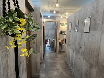 ミランオオサカ(MIRAN OSAKA)/フロント