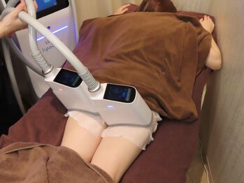 ラベージャ(La Bella)の写真/【気になる部位10000円～】脂肪冷却をお手軽価格で♪結果重視の痩身サロンでもう悩まない♪美ボディメイク!