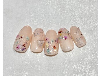 ネイルサロン ロゼプリュム/押し花