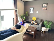 セルフダック 宮城角田店(SELFDUCK)/お子様連れホワイトニングの様子