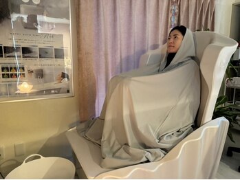 ヨサパーク アロンジェ天神(YOSA PARK)の写真/”進化版よもぎ蒸し”の”ルルオン”で体を温めて内側からキレイに◎座るだけでリバウンドしない身体に◎