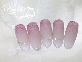 ユミ(Umi)/ワンホンネイルコース