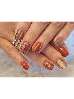 ショートネイルデザインが豊富