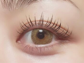 エシレ(ECHIRE)の写真/【学割U24/8,500円→5,500円】丁寧なカウンセリングで初めてのまつ毛パーマも安心！すっぴん可愛いを実現♪
