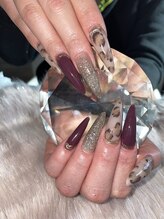 エスフィーネイルサロン ブリーユ(Esfy nailsalon Brille)/大人ネイル
