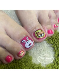 たべっ子どうぶつフットネイル