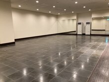 ジョイフィットヨガ 函館石川町(JOY FIT YOGA)の雰囲気（溶岩スタジオでホッと一息、癒しの空間をお楽しみください♪）