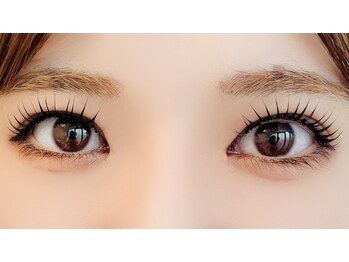 クリア アイラッシーズ アンド ネイルサロン シャイン(CLEAR & SHINE)/まつ毛パーマ　ペッタ４