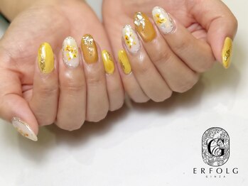 春のイエローネイル＊[押し花]