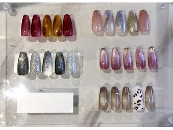 カラーアイネイル つくば(KOLOR eyenail)の写真/【定額メニューで安心◎】トレンドから上品系まで豊富なデザインをお得に楽しめる♪初めての方も歓迎◎