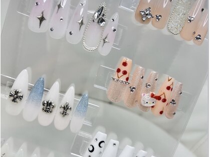 アキミシス プロフェッショナル(Akimi'sis Professional)の写真