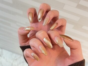 ネイルサロン アンド スクール アールジェイビー(Nailsalon&School Rjb)の写真/【繊細なアートから最旬のアートまで】繊細デザインも細部までお任せ！褒められお手元に♪