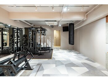 トキエル 本所吾妻橋 押上店(TOKIEL)/高級感あるトレーニング空間