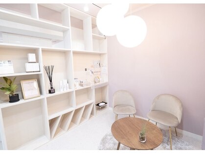 アンリー 栄店(UNLY)の写真